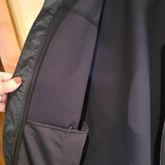 Men's Carhartt Vest NWOT - Picture 5 of 12